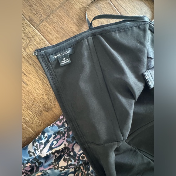 I ♥️ Ronson dress - Picture 6 of 6